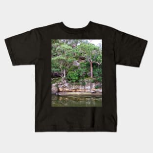 Cowan Creek, Ku-ring-gai Chase National Park, Sydney, NSW, Australia Kids T-Shirt